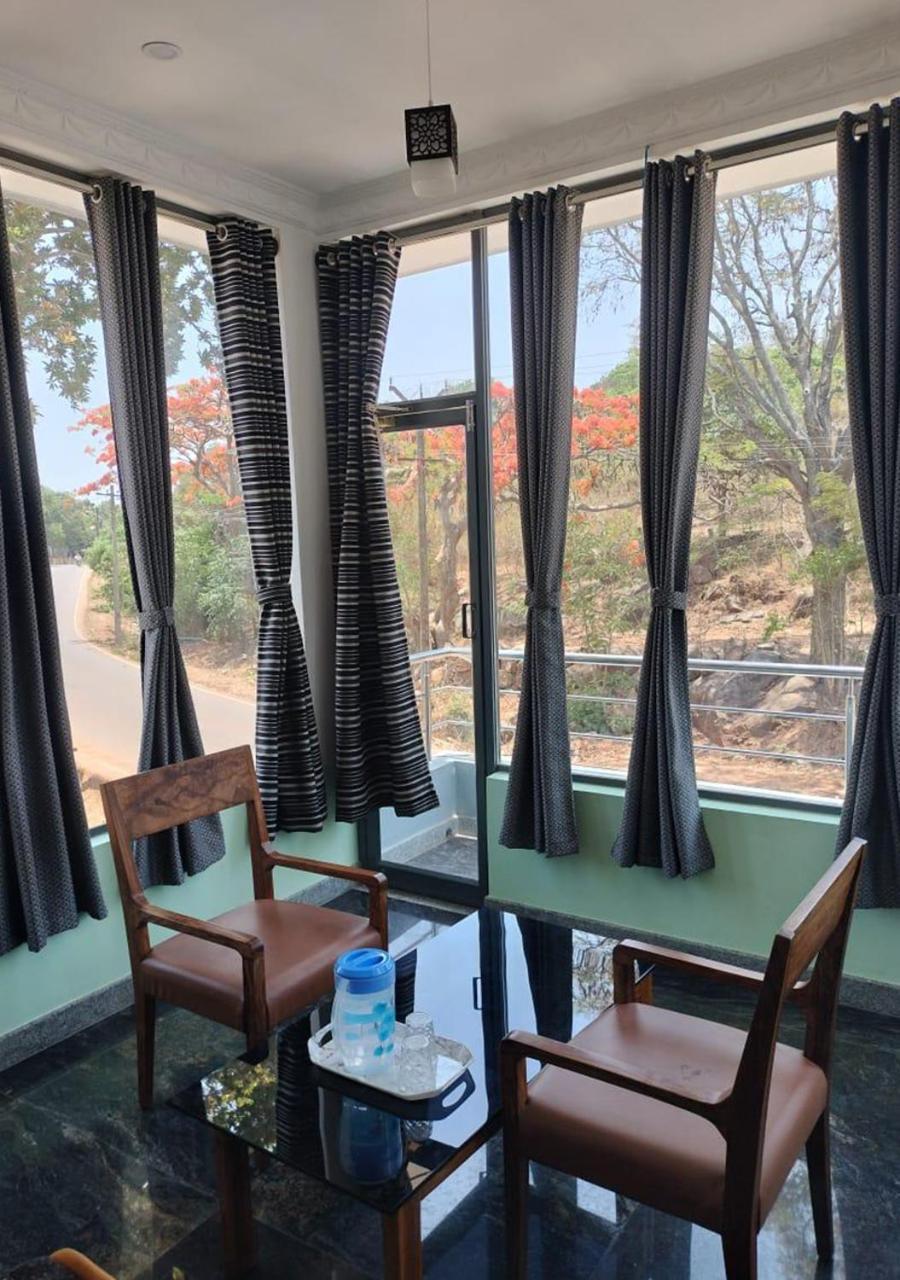 Yelagiri Goldhill Resort Buitenkant foto