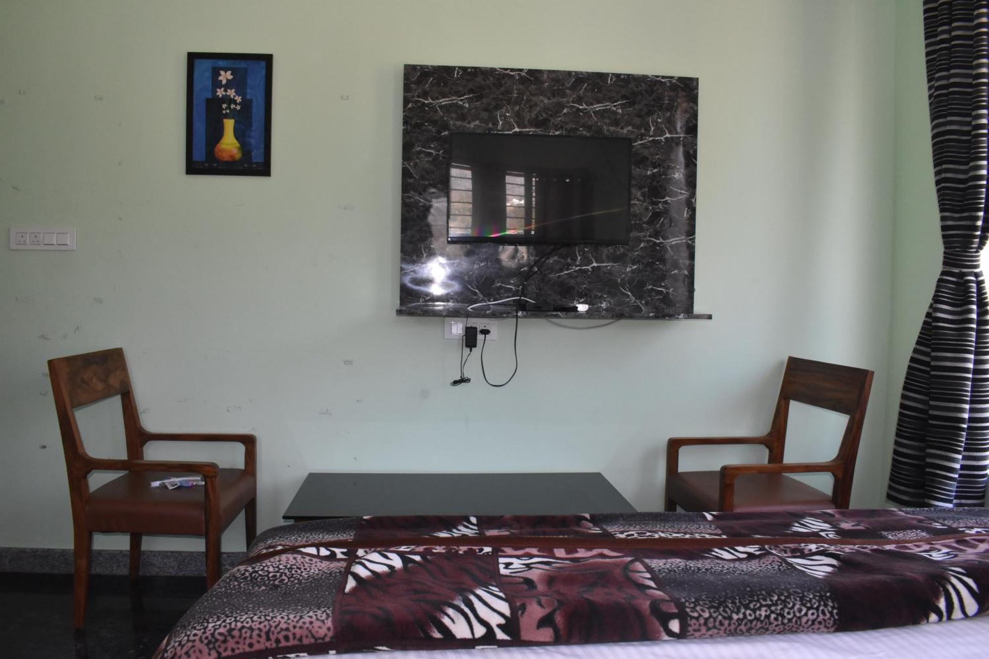 Yelagiri Goldhill Resort Buitenkant foto