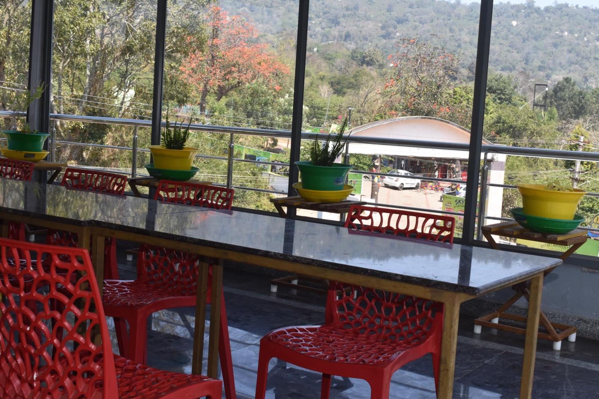 Yelagiri Goldhill Resort Buitenkant foto
