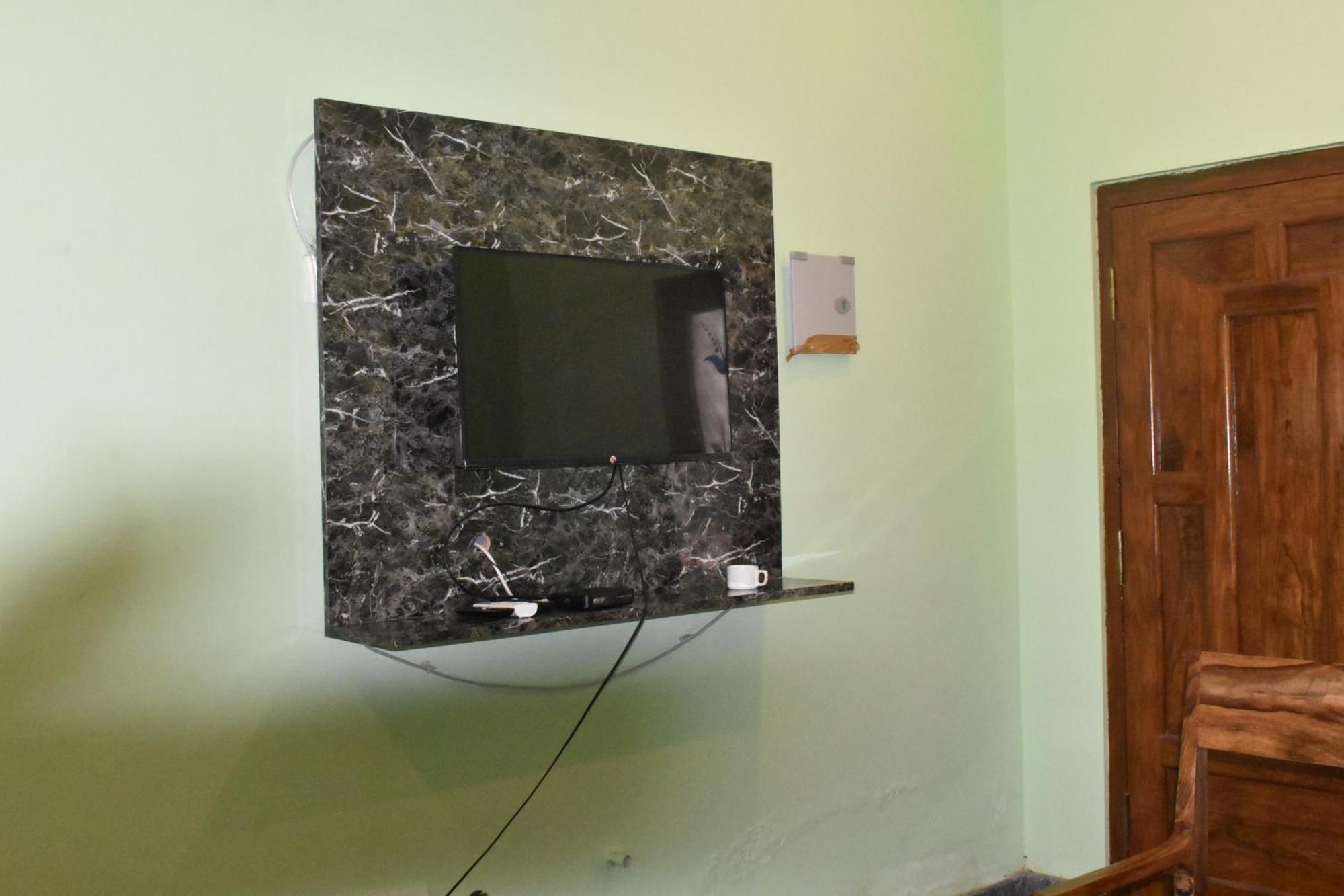 Yelagiri Goldhill Resort Buitenkant foto
